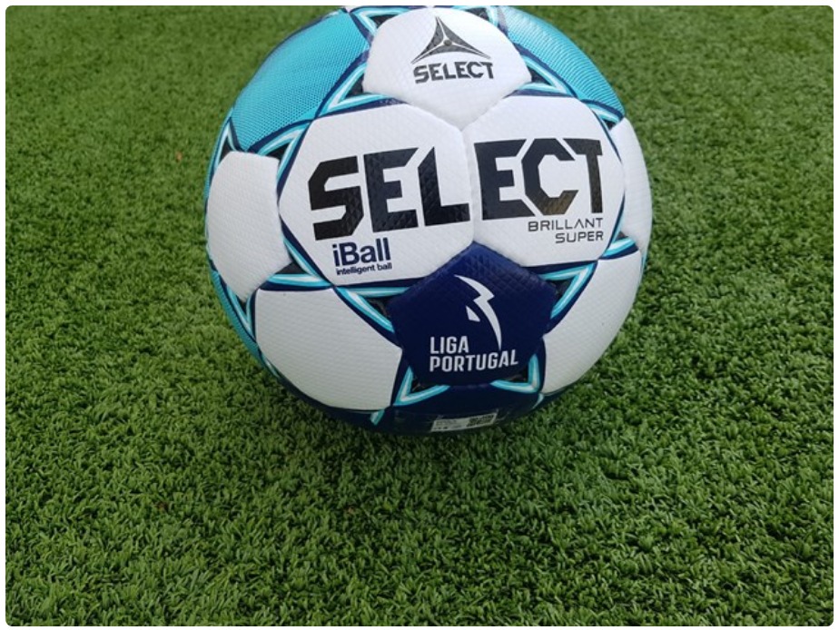 iBall the first high-tech match ball has been introduced in Portuguese Professional Football